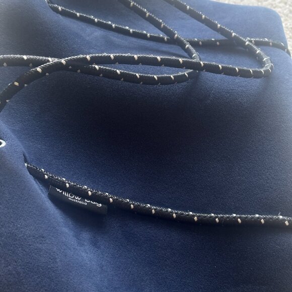 Willow Bay Australia Velvet Bag – Dark Blue, Stylish and Elegant - Picture 3 of 6